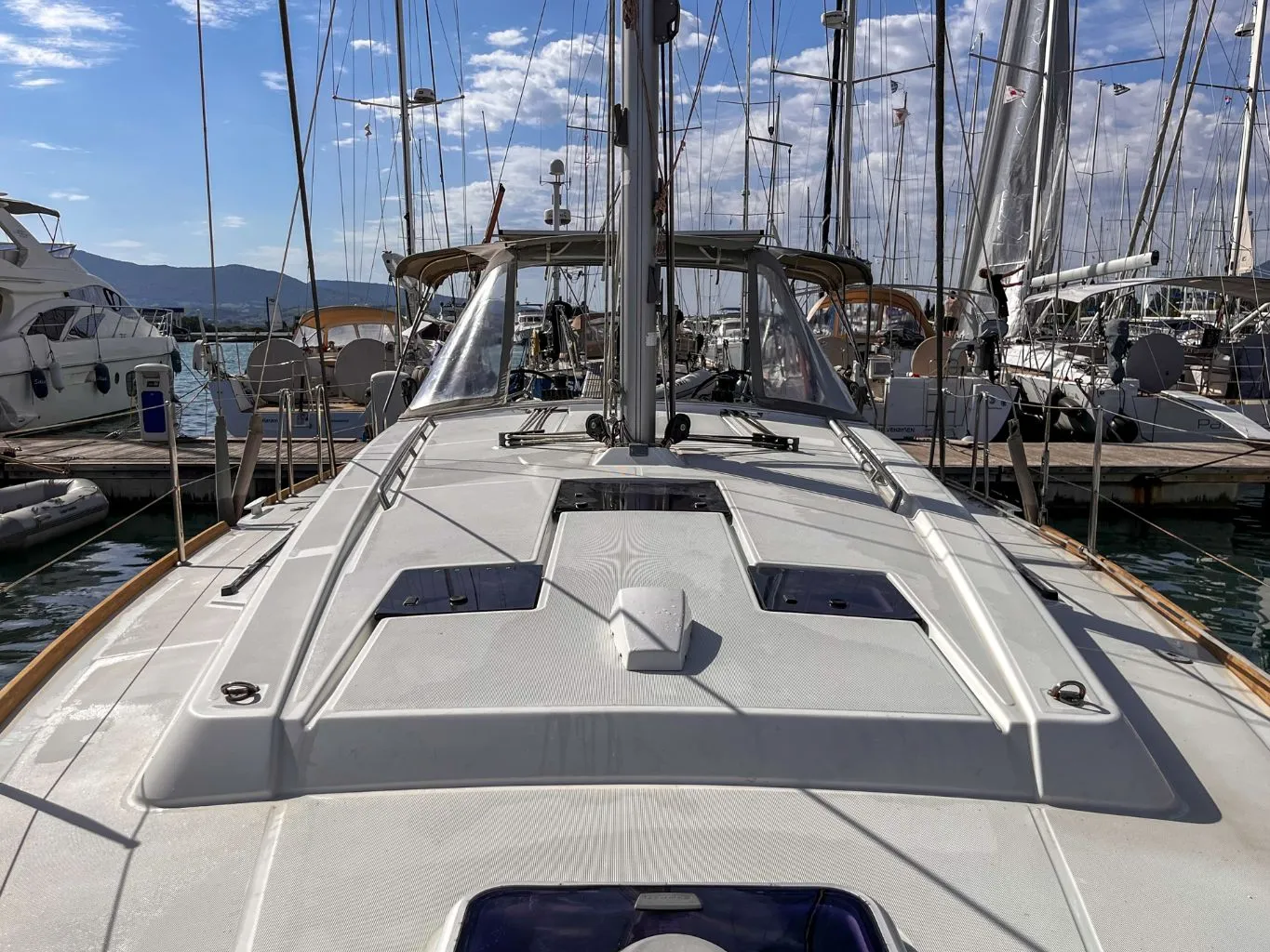 Beleza's side deck and coachroof